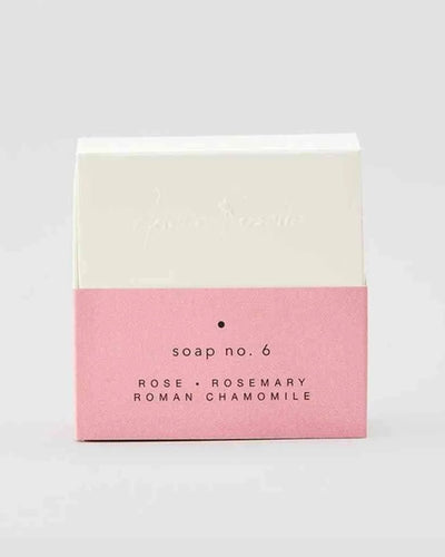 Savon n° 6 – rose, romarin, camomille romaine